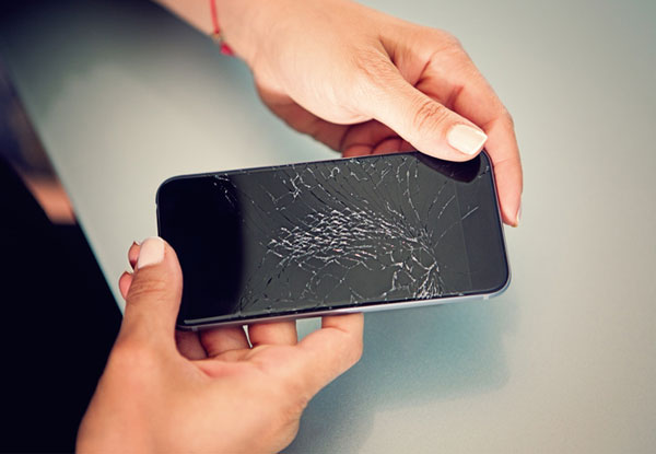 Broken Screen Replacement for iPhone -
Options for Samsung Smartphones or iPad