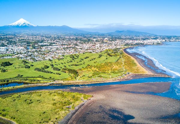 Per-Person, Twin-Share, Five-Day Taranaki Rhododendron Gardens Coach Tour incl. Knowledgeable Guide, Quality Accommodation, Private & Public Garden Experiences - Option for Solo Traveller