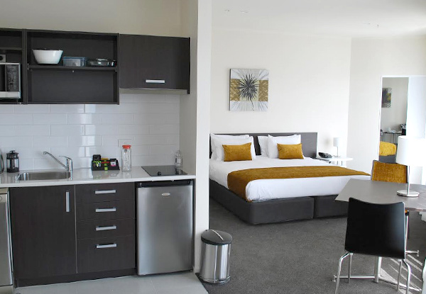 Weekend One-Night Stay for Two People in a Studio Room incl. WiFi - Options for Two Nights & One Bedroom Apartments