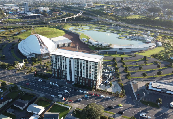 Auckland Stay for Two at the Ramada Manukau in a Deluxe Room incl. Daily Cooked Breakfast, Car Park, Late Check-Out, & Early Check-In - Option for Two-Nights