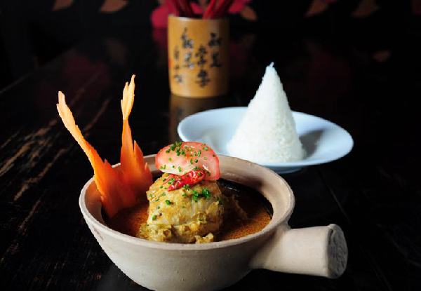 Takeaway Asian Cuisine Main for One incl. Jasmine Rice & Roti