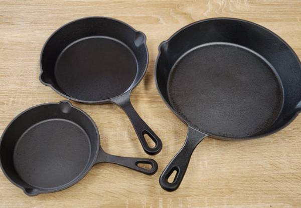 Three-Piece Cast Iron Frying Pan Set