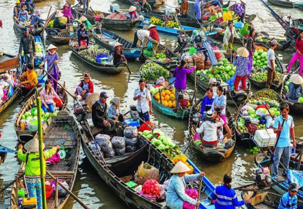 Per-Person, Twin-Share 10-Day Best of Vietnam Tour incl. All Transfers, Domestic Flights, Sunset Party, Boat Trip in Mekong, English Tour Guide, Meals, Cooking Demonstration, Vietnamese Puppet Show & More - Option for 3 or 4-Star Hotel