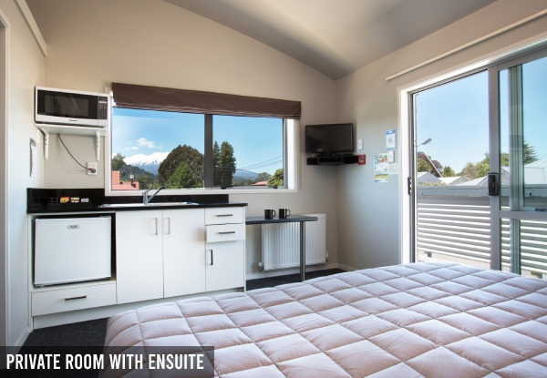 Two-Night Ohakune Getaway for Two People in a Private Room with Shared Bathroom incl. Cooked Breakfast & Hot Tub Access - Option for Private Room with Ensuite