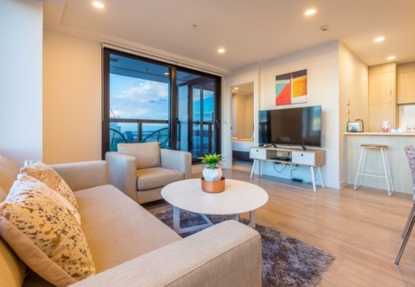 One-Night Auckland CBD Stay for Two People in a One-Bedroom Studio Balcony Apartment incl. Unlimited WiFi & Late Checkout - Option for Two-Bedroom or Penthouse Apartment for Four People or to incl. Car Park
