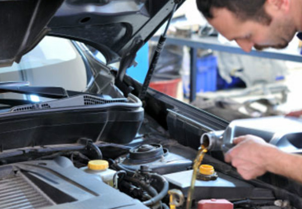 Pit Stop Invercargill Extensive Vehicle Service - Option to incl. a WOF & European or Diesel Cars