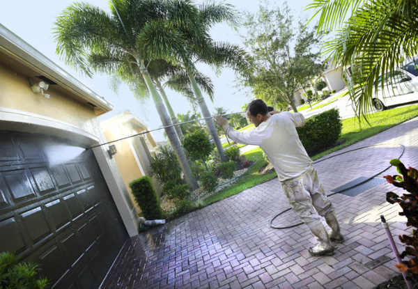 Up to 140sqm Single-Storey Exterior House Wash - Options up to 220sqm