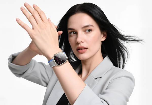 Nexus Ultra IP67 Water-Resistant Sports Smartwatch - Titanium Gold