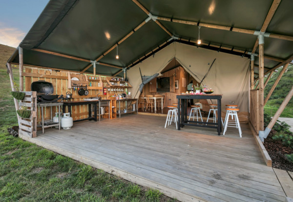 Three-Night Family Glamping Adventure for up to Six People incl. a Snack Pack, Marshmallow Roasting Kit & Donkey Rides for the Kids - Option for up to Nine People