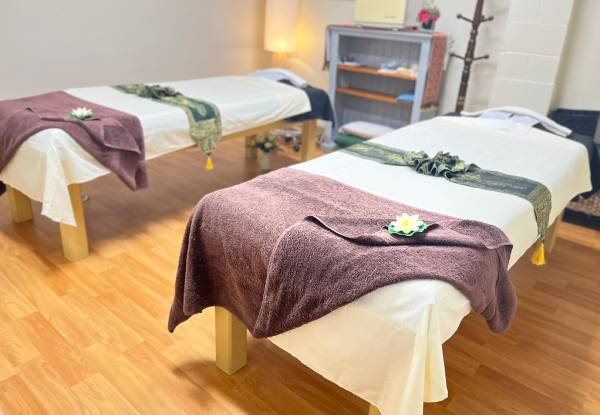 Couples Relaxation Massage Incl. Complementary Tea & Cookies - Opton For Hot Oil Massage