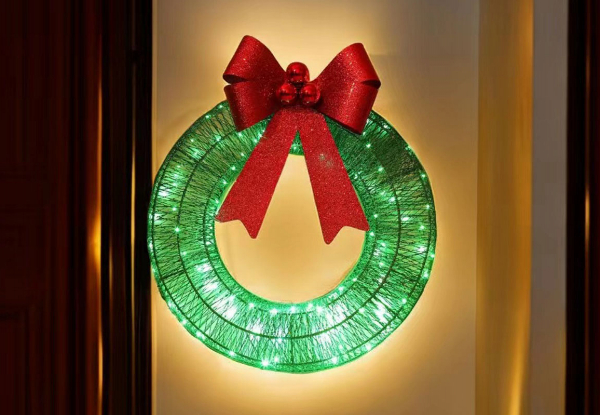 LED Christmas Wreath Decor - Two Colours Available