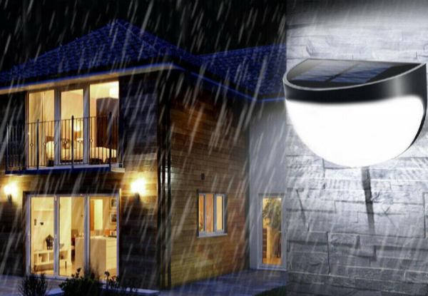 Two-Pack of Solar-Powered Outdoor Lights - Two Colours Available