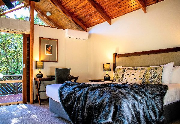 Two-Night Luxury Coromandel Chalet Stay for Two People incl. Daily Breakfast, 15% Off All Food & Beverage, Free WiFi & Complimentary Parking - Option for Three-Night Stay