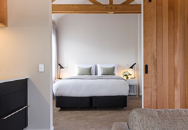 One-Night Luxury Matakana Getaway for Two People incl. Breakfast at Plume Cafe - Options for up to Six People - Valid Monday to Thursday