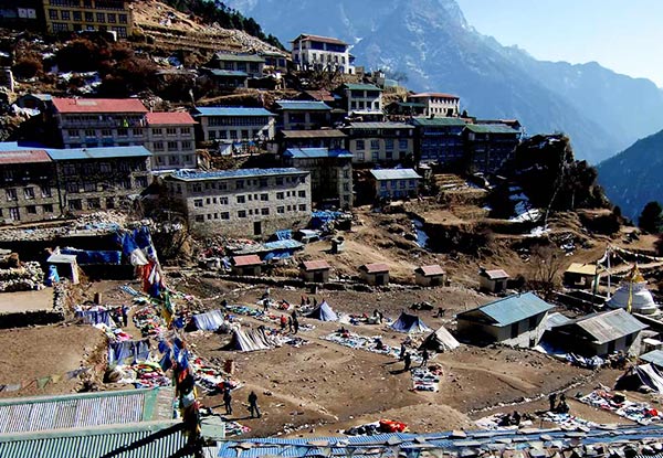 Per-Person, Twin-Share 16-Day Everest Base Camp Trek incl. Meals, Transfers & Accommodation
