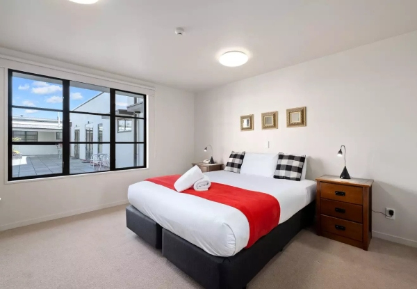 Two-Night 4.5-Star Central Queenstown Getaway for up to Four People in a Two-Bedroom Apartment incl. Parking, Early Check-In, Late Checkout & Continental Breakfast - Options for up to Five Nights - Midweek or Weekend Options
