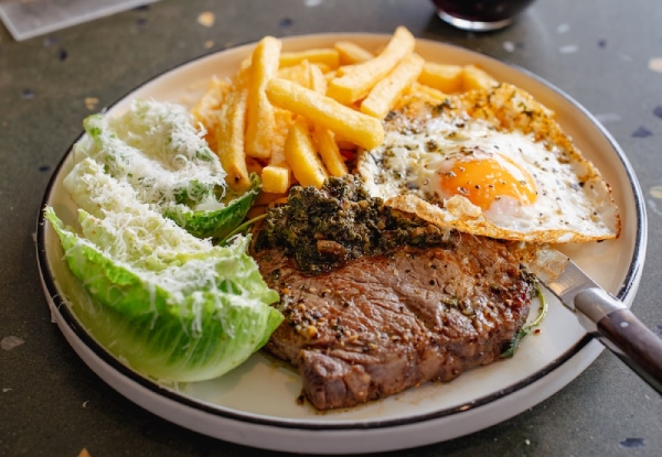 Two-Night Waiheke Winter Escape at Waiheke Island Motel incl. Breakfast Basket, Spa Use & Two-Course Meal at Charlie Farleys - Options for up to Six People