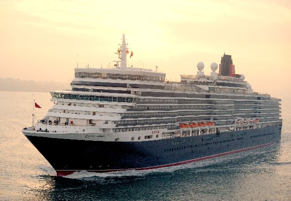Nine-Night Auckland to Sydney Return Fly/Stay/Cruise Package Aboard Queen Elizabeth for Two incl. Flights, One-Night Pre-Cruise Accommodation, All Main Meals on the Ship, & More - Options for Solo Traveller
