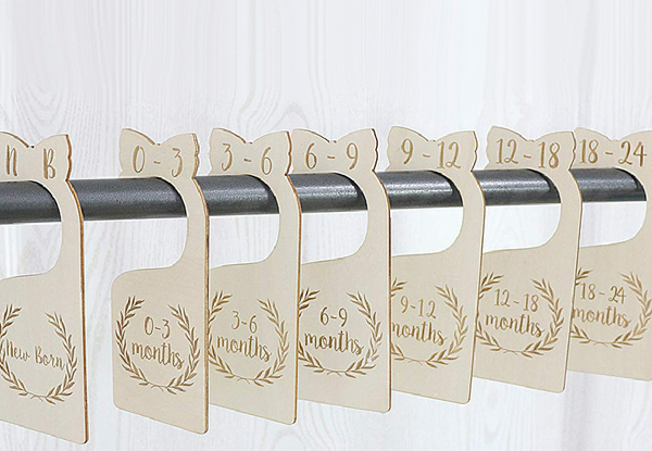 Seven-Pieces Wooden Baby Clothes Divider