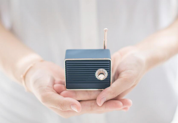 Classic Radio Style Mini Bluetooth Speaker - Three Colours Available