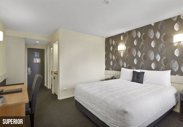 One Night Stay at the Quality Hotel Elms in a Standard or Superior Room incl. a Buffet Breakfast, Two Glasses of Wine & Small Cheese Platter to Share