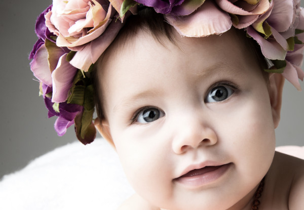 One-Hour Family Photoshoot incl. One 8x10 Print & $150 Credit Towards a Digital Package