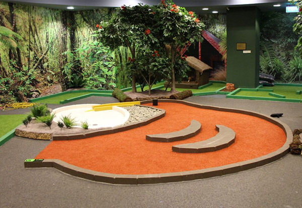Game of Mini Golf for One Person – Options for up to Six People