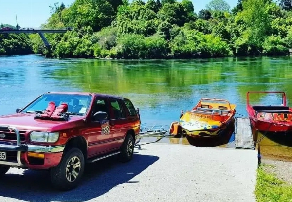 45-Minute Extreme Jet Boat Team Building Tour with CAMJET Cambridge from $104.17