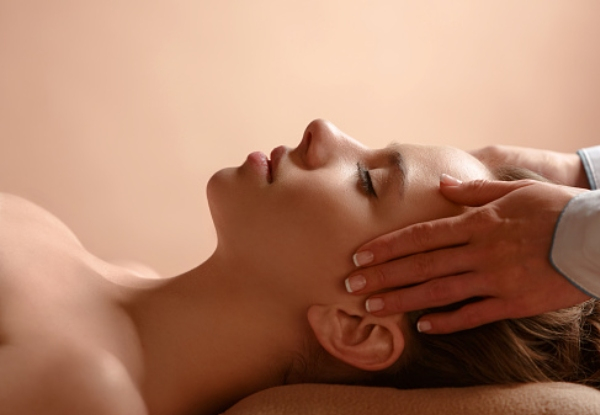45-Minute Facial Pamper Package for One Person - Options for 60 Minutes or 90 Minutes