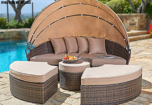 Outdoor Wicker Daybed with Retractable Canopy