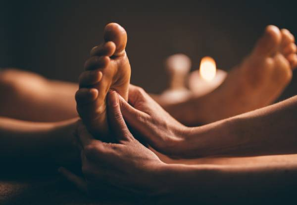 50-Minute Foot Massage & Foot Spa