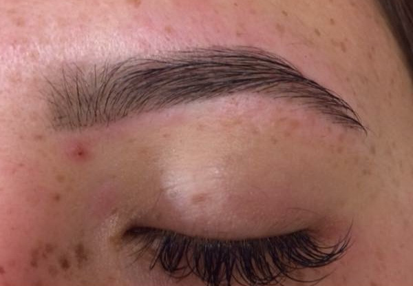 Eyebrow Threading Beauty Treatment - Options for an Eyebrow Thread, Tint & Eyelash Tint Combo or Eyebrow Thread, Tint, Eyelash Tint & Facial