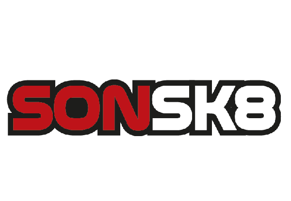 Beginner Skateboarding Lesson incl. Helmet & Skateboard - Option for All Day Entry Pass to Sonsk8 Indoor Skatepark