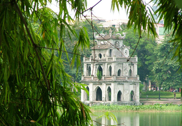 Per-Person, Twin/Triple Share, 10-Day Vietnam Three-Star Tour incl. Accommodation, Minivan, Entrance Fees, Domestic Flights & More- Options for Four- & Five-Star or Solo Traveller