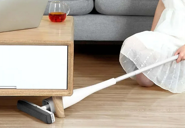 Self-Wringing Sponge Mop Incl. Two Replaceable Mop Heads - Two Options Available