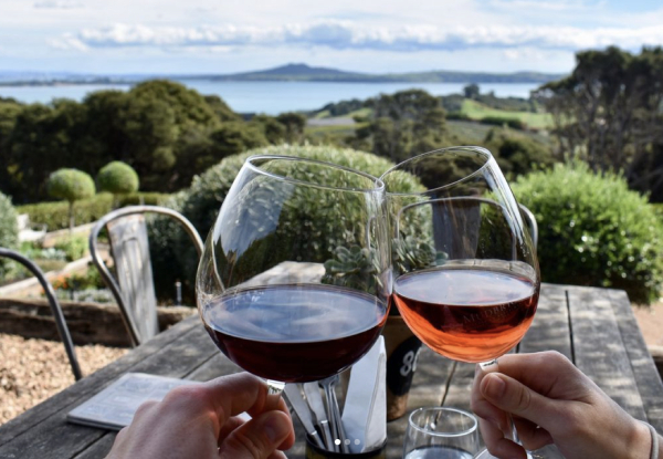 Four-Hour Scenic Wine Tour on Waiheke Island for Two People with Private Guide Incl.  Wine Tastings at Three Vineyards - Option for Three People - Valid Monday to Thursday