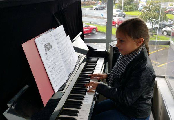 $89 for 10 Weekly Beginner Piano Group Lessons incl. Registration – Mt Albert, Sunnynook, Henderson or Botany Locations (value up to $200)