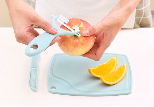Three-Piece Compact Kitchen Cutting Board Set - Three Colours Available