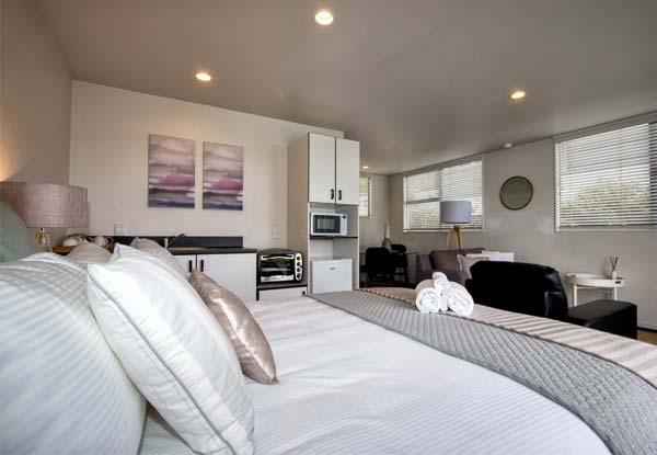 $299 for a Two-Night Stay for Two People in a Seaview Kingfisher Room incl. Late Checkout & Wi-Fi
