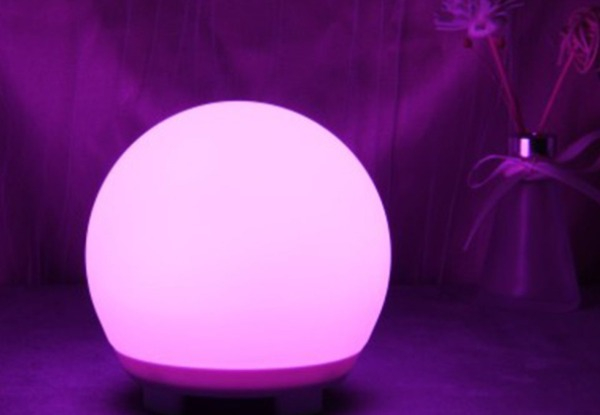 Remote Controled Colour Changing Ball Light