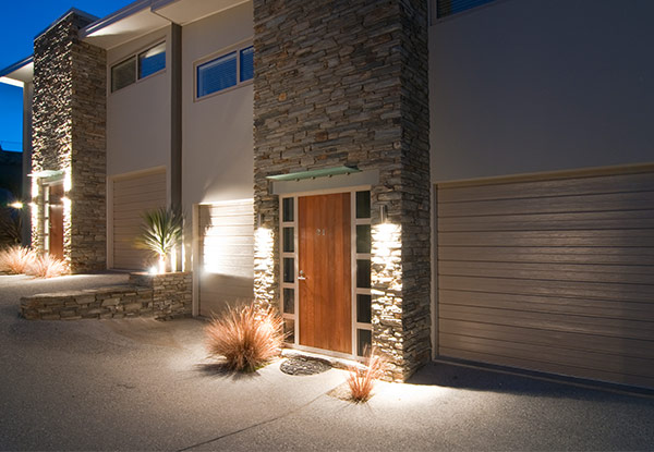 Two-Night Stay in Wanaka for Two People in a One-Bedroom Apartment incl. Late Checkout & Wifi