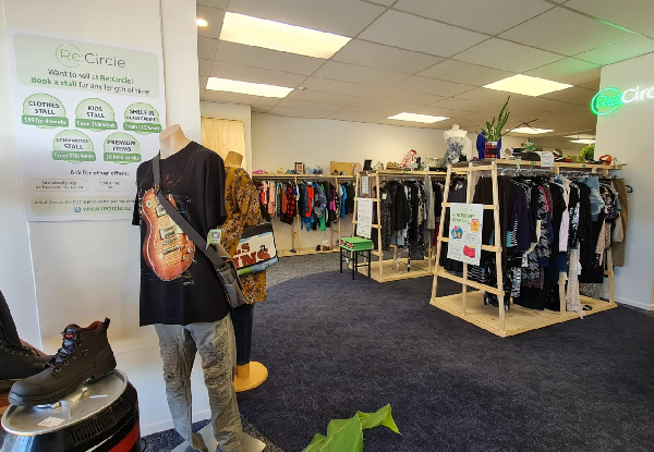 Three-Week Clothes or Combination Stall Rental - Options for Auckland, Hamilton or Tauranga Stores