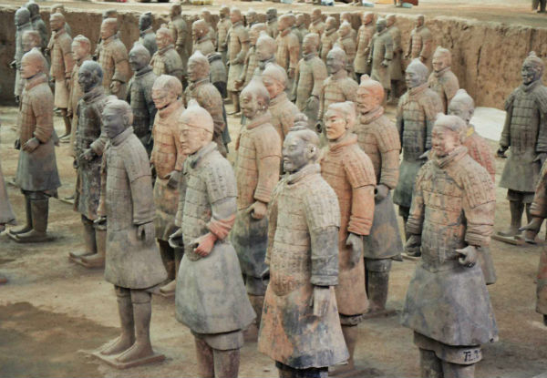 Per Person Twin Share Eight Night China Highlights Tour incl. Accommodation, English Speaking Guide & Activities