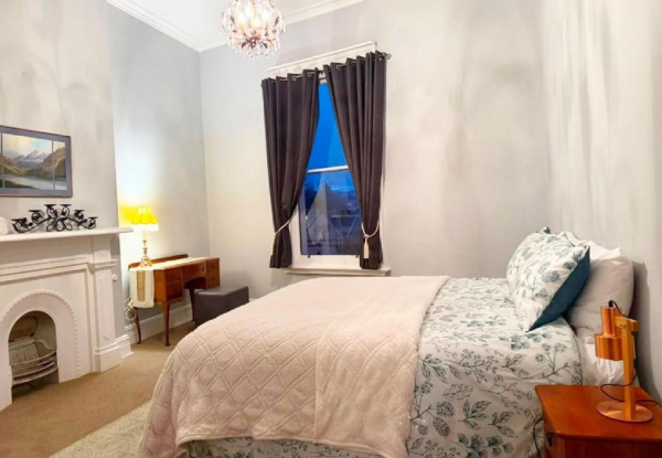 One-Night Lawrence Otago Stay for Two or up to Six Guests incl. Continental Breakfast at The Historical Bank House