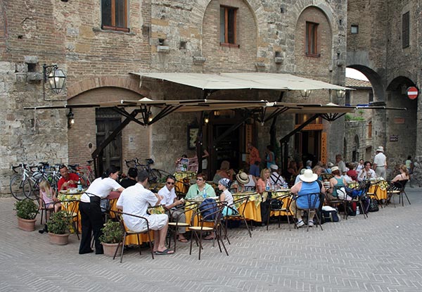 Per-Person Twin-Share Seven-Night Italy Food Tour incl. Accommodation, Sight-Seeing, Italian Cooking Lessons, Activities & More