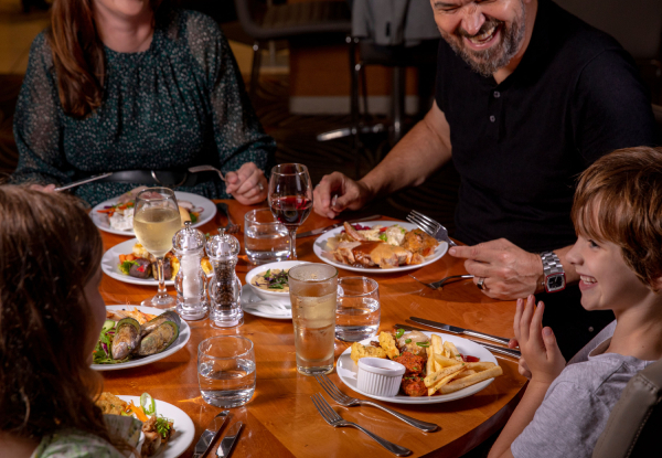 Luxury Stay for 2 in Deluxe Room at Rydges Rotorua incl. Buffet Breakfast at Chapman's Restaurant, Drinks on Arrival, Late Check-Out, Parking, Access to Geothermally Heated Pool & More - Midweek, Weekend & Family Options Available for up to 3 Nights