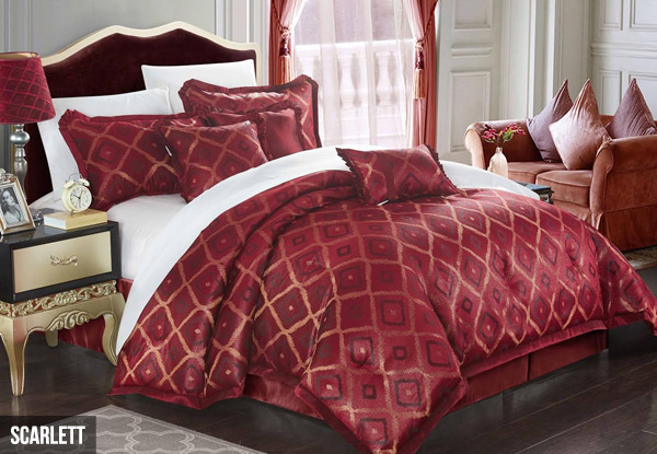 Luxury Jacquard Seven-Piece Comforter Set - Option for Queen, King, or Super King Size