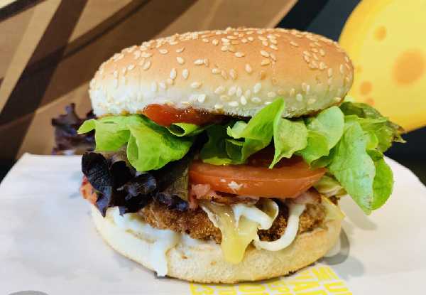 Chef's Best Taupo Takeaway Burgers for Two People - Valid Seven Days