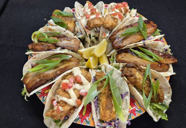 Station Bar Taco Platter incl. 10 Mixed Tacos