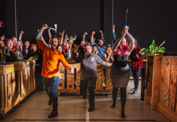 Two-Hour Axe Throwing Experience for 10 People